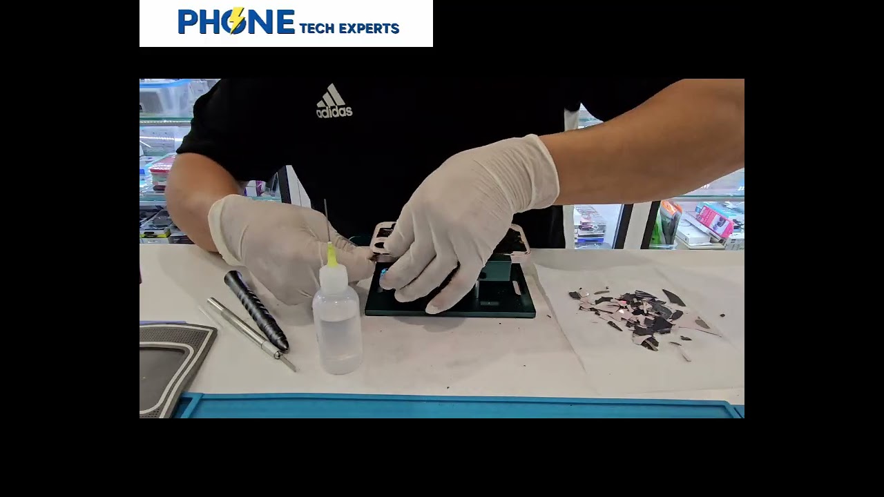 Back glass replacement for iPhone 13