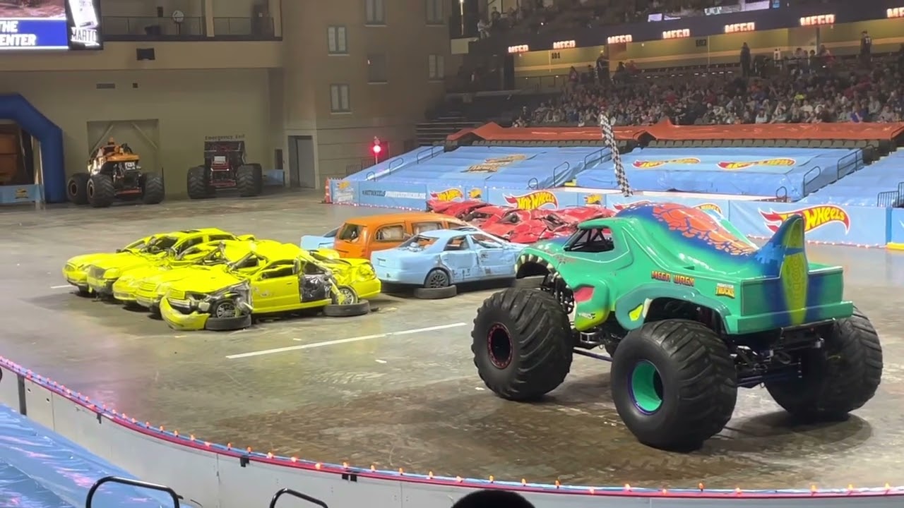 Hot Wheels Monster Trucks Live- Sioux City Saturday Morning/Afternoon Full Show