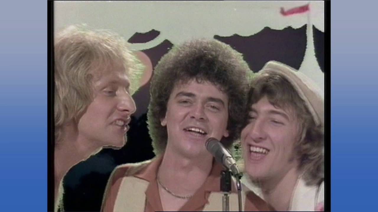 Air Supply - Love And Other Bruises / Bring Out The Magic / Lost In Love [70's Music Videos in HD]