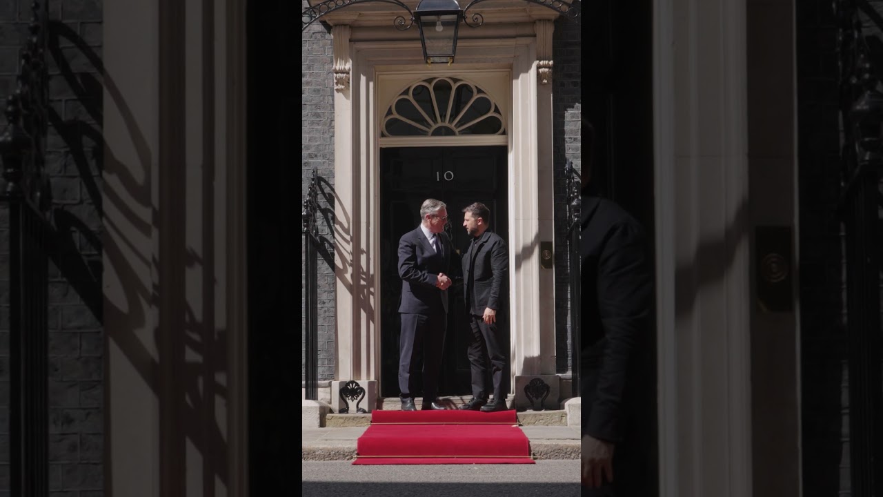 Prime Minister Keir Starmer welcomes President Zelenskyy back to Downing Street