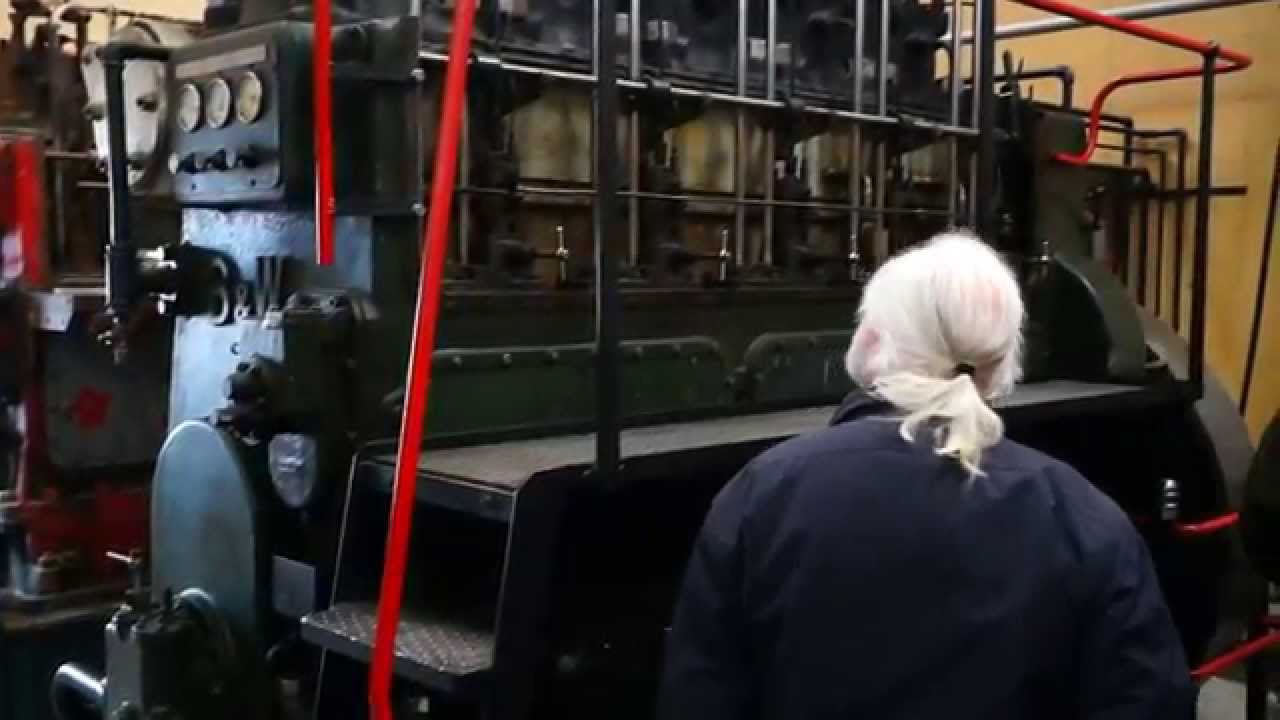 Start, year 1939, B&W diesel  - The Engine Collection Denmark, Northern Europe.