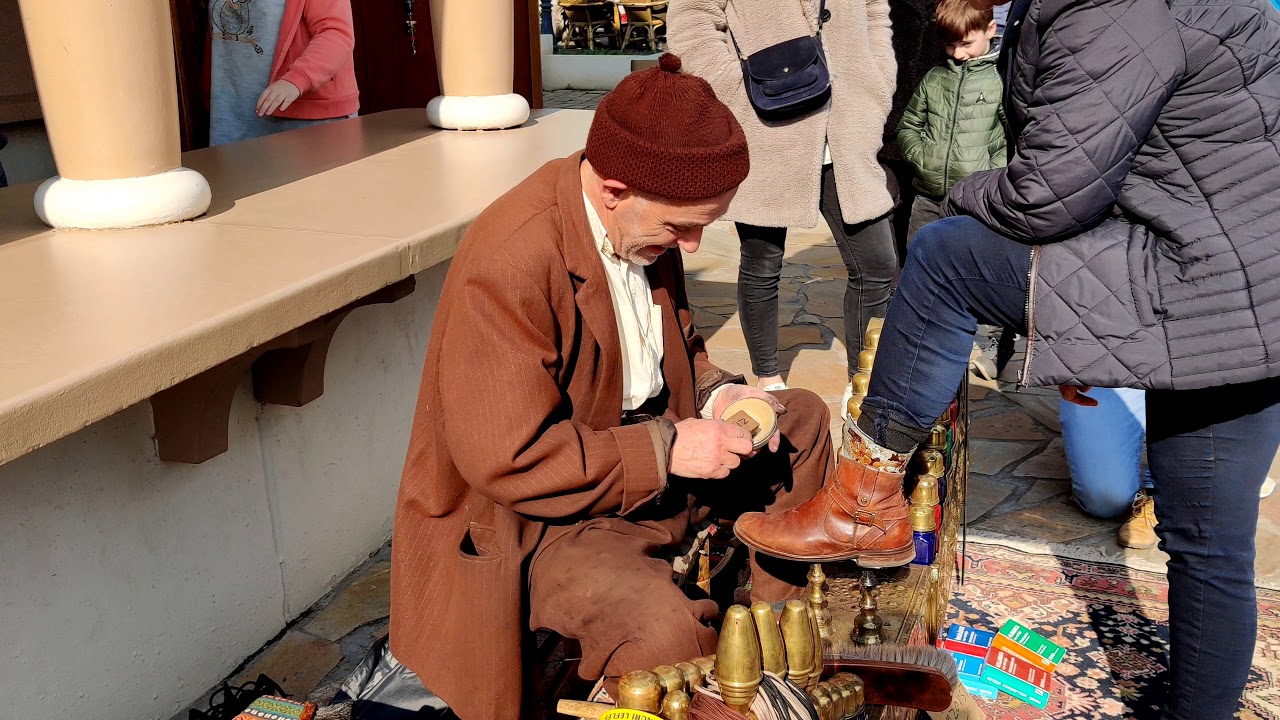 huseyin de schoenenpoetser @Efteling 2020