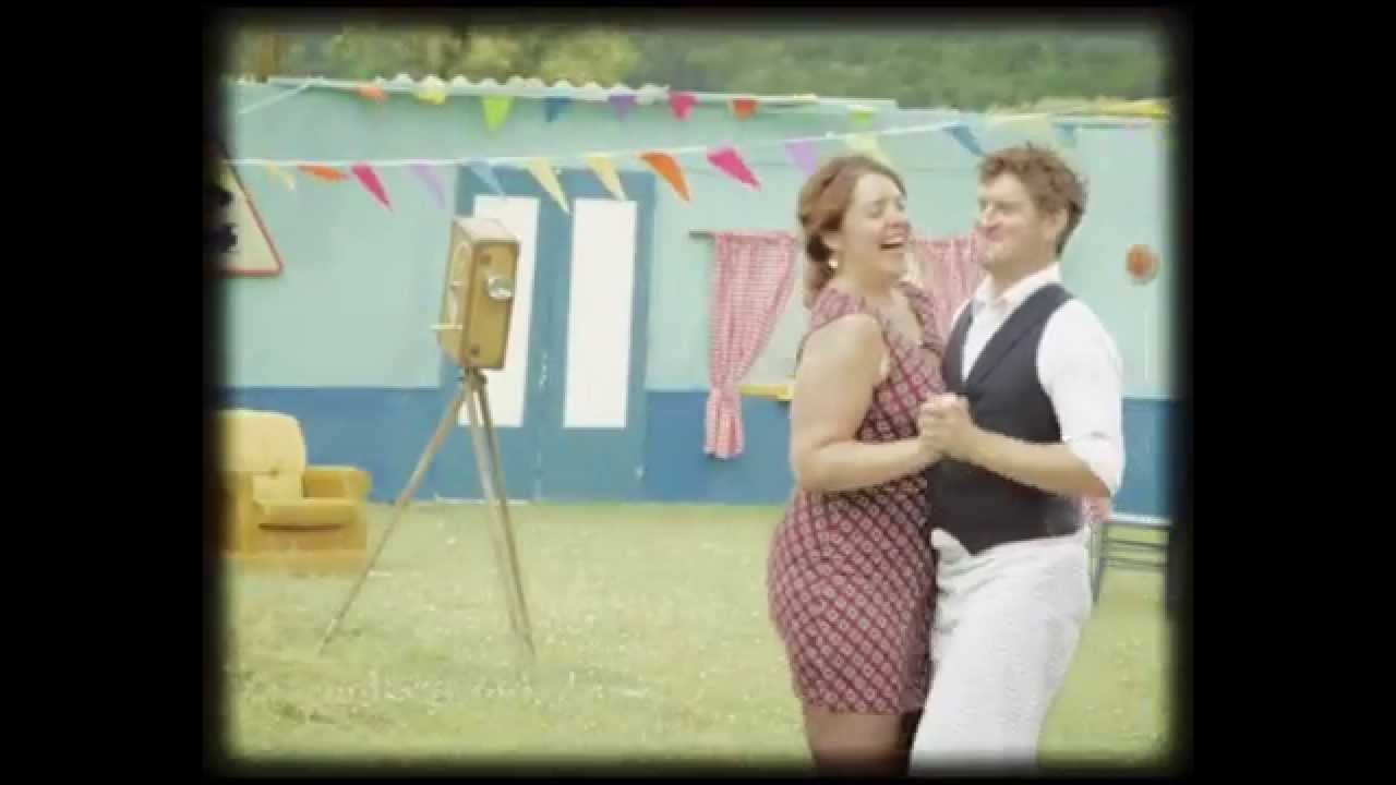 BOULE -  Les Pizzas [clip officiel]