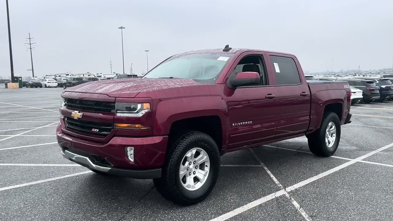 114677- 2017 CHEVROLET SILVERADO 1500 LT 