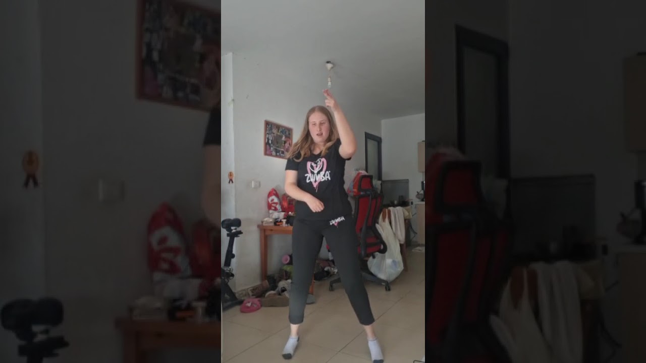 ZUmba Con Ganas אני רוקדת את השיר הזה 