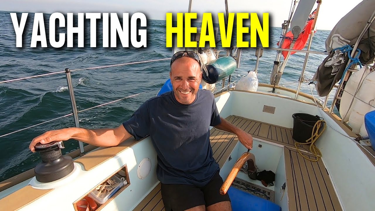 Sailing To Yachting Paradise Of Newport, Rode Island
