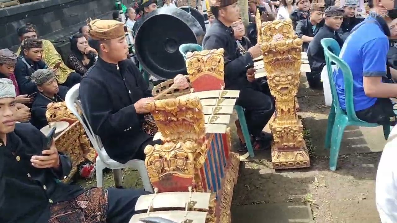 Hari Raya Kuningan umat Hindu Kabupaten Lumajang