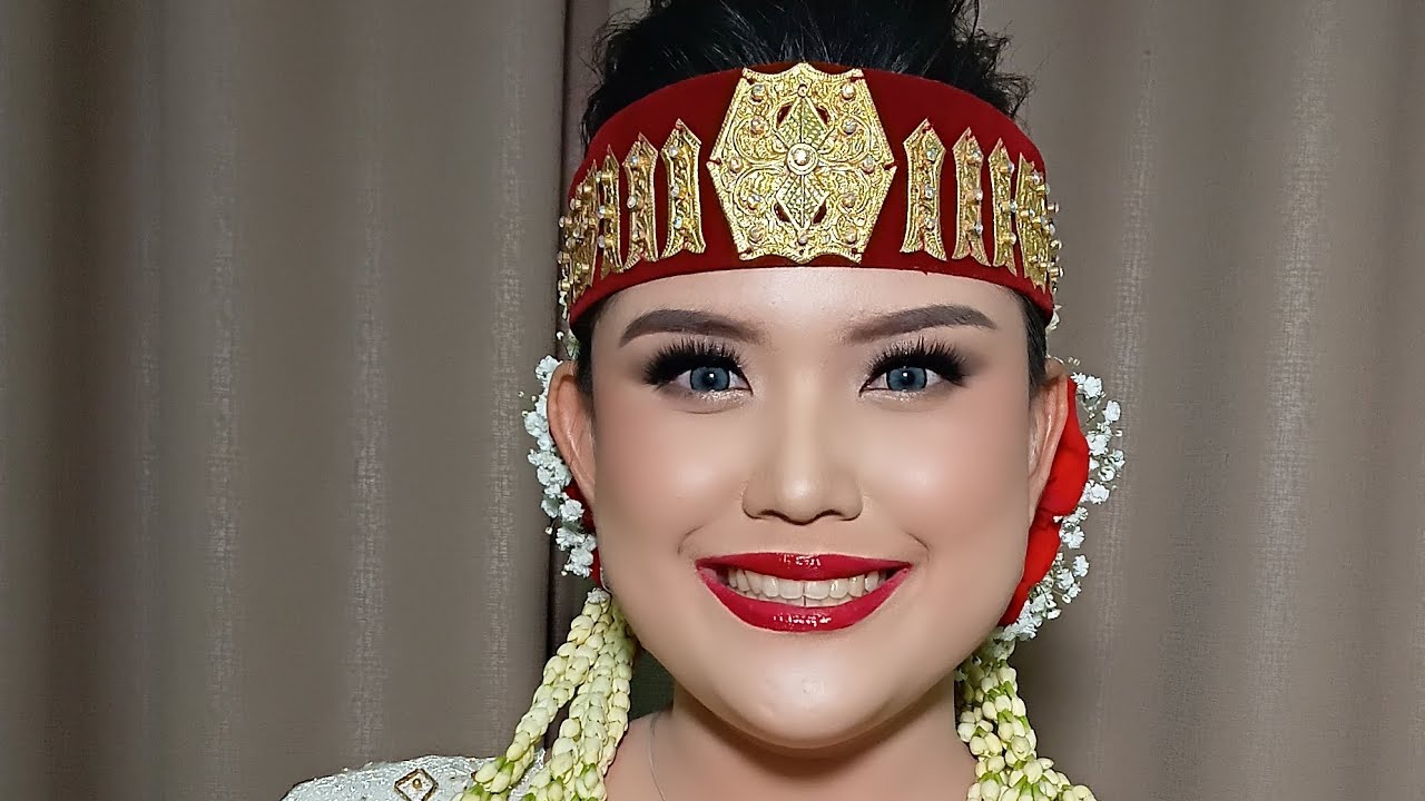 Tutorial Retouch Pengantin Batak by @wiwins8577
