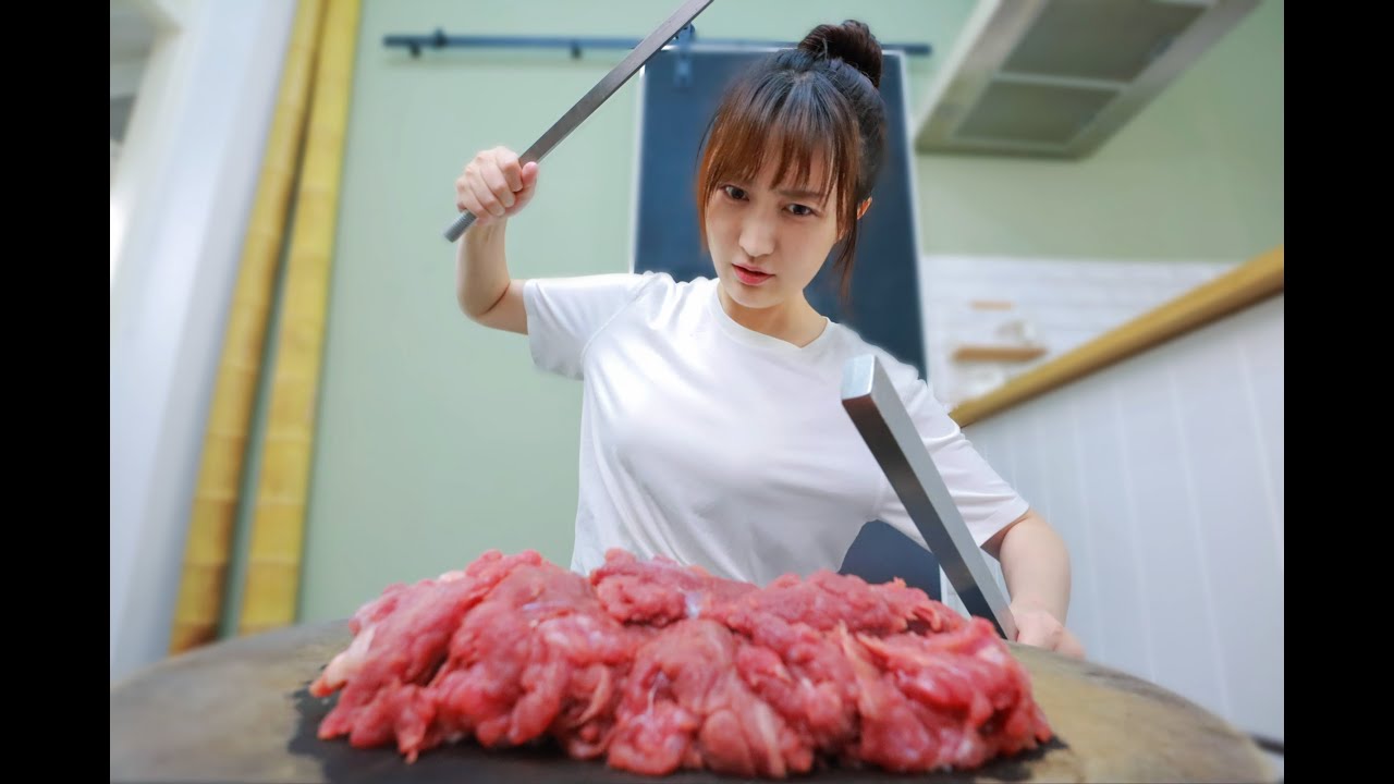 正宗手打牛肉丸！耗费了好几天的体力，挥舞了上万次的手臂，结果......| 绵羊料理