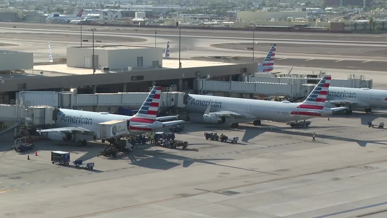 Phoenix Sky Harbor included in list of airports to see less flights amid FAA reduction