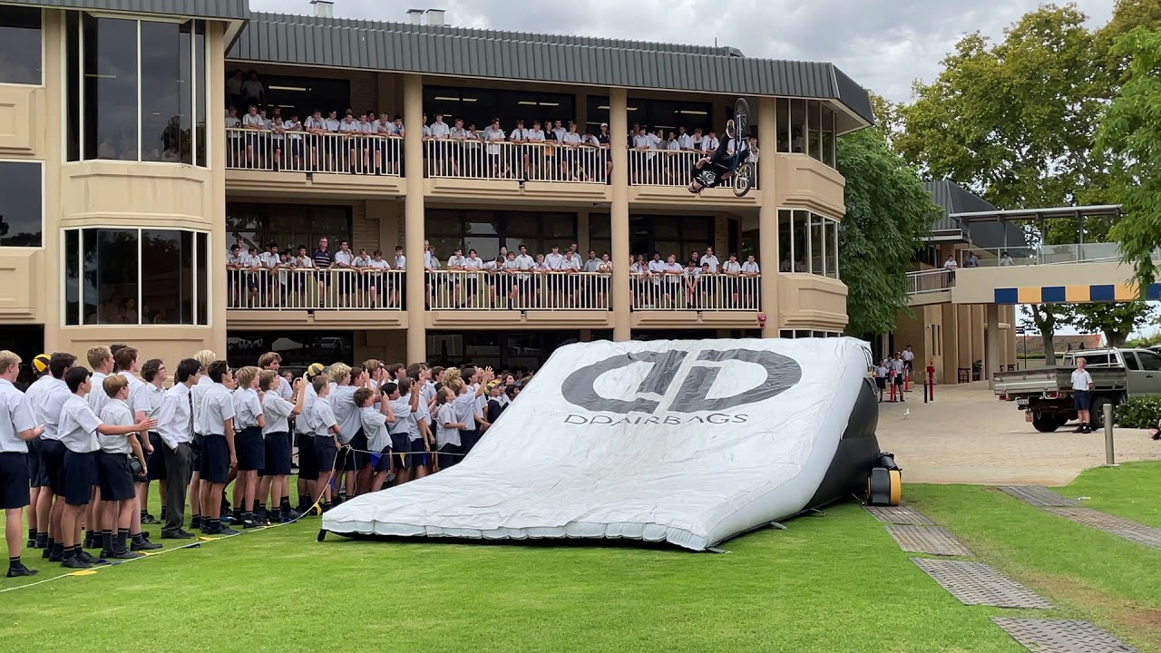 Christchurch Grammar School Show