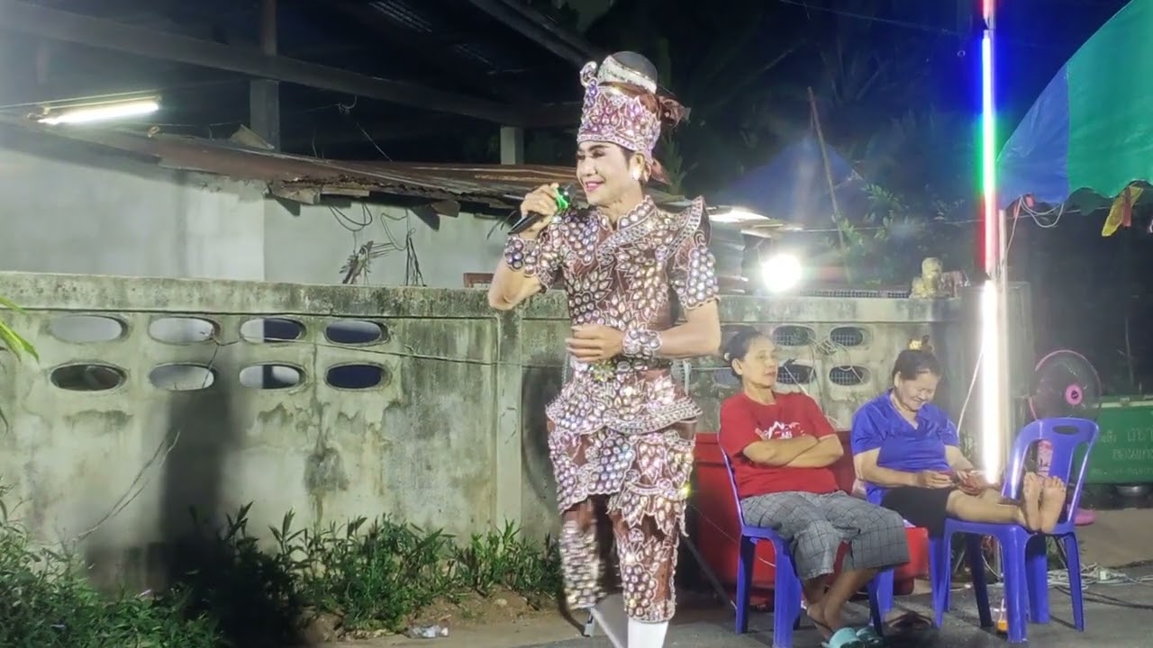 1พระเอกใหญ่ขวัญใจเพชรโพนทอง