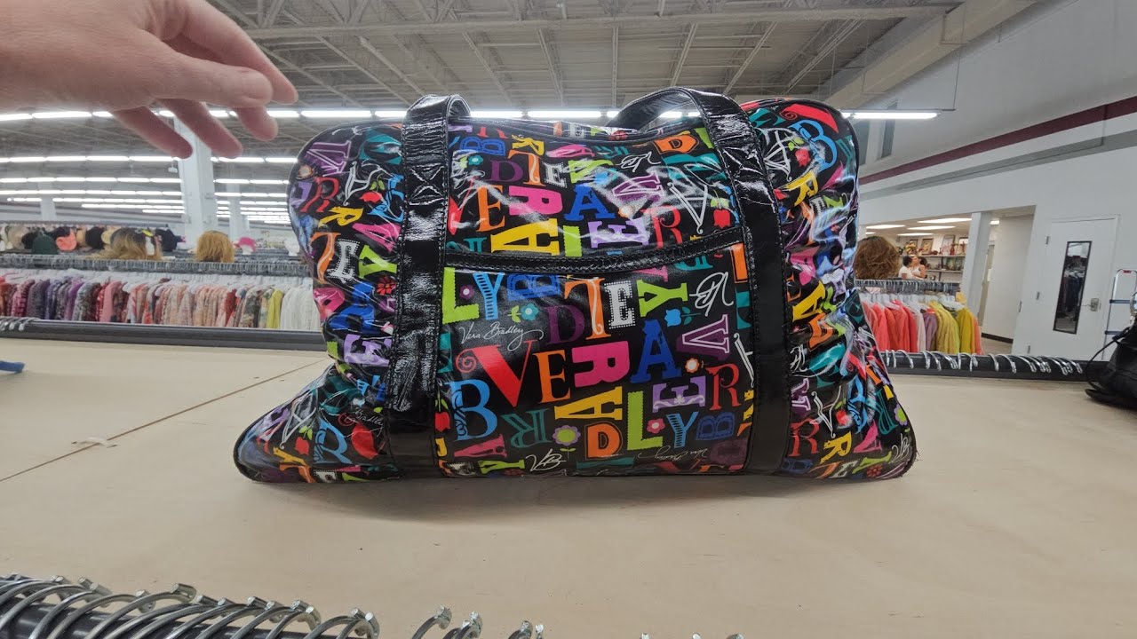 I'm BACK! RED, WHITE & BLUE! DESIGNER PURSES, JEWELRY & MORE! Thrift with me!