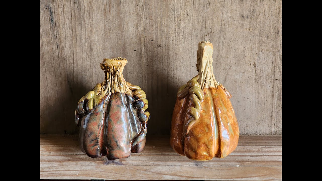 Handbuilding Pinch-Pot Pumpkins / Oct 31, 2023