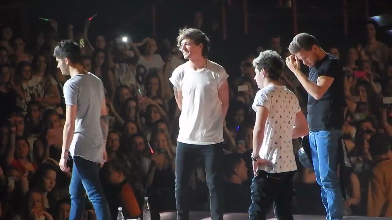 One Direction - Chat, Twitters, Goofing off - 20/10/2013 Brisbane