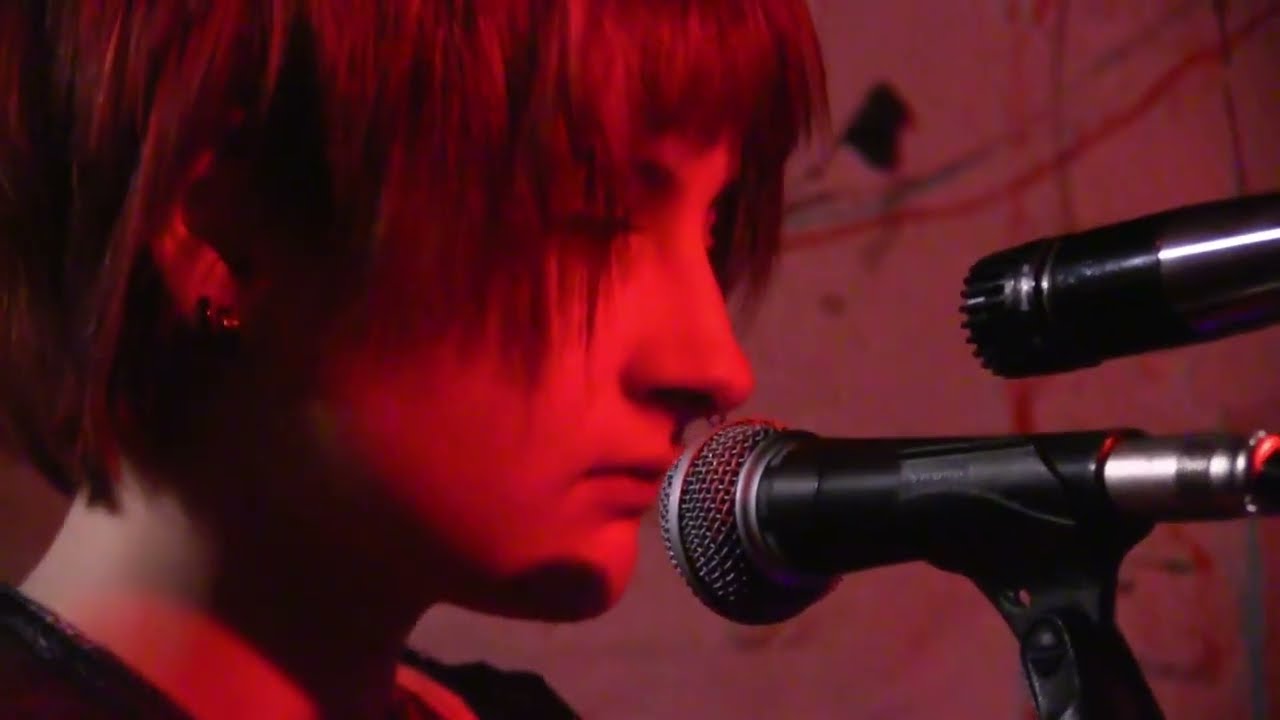 julia dasey- live at the fifth column, 11.6.25