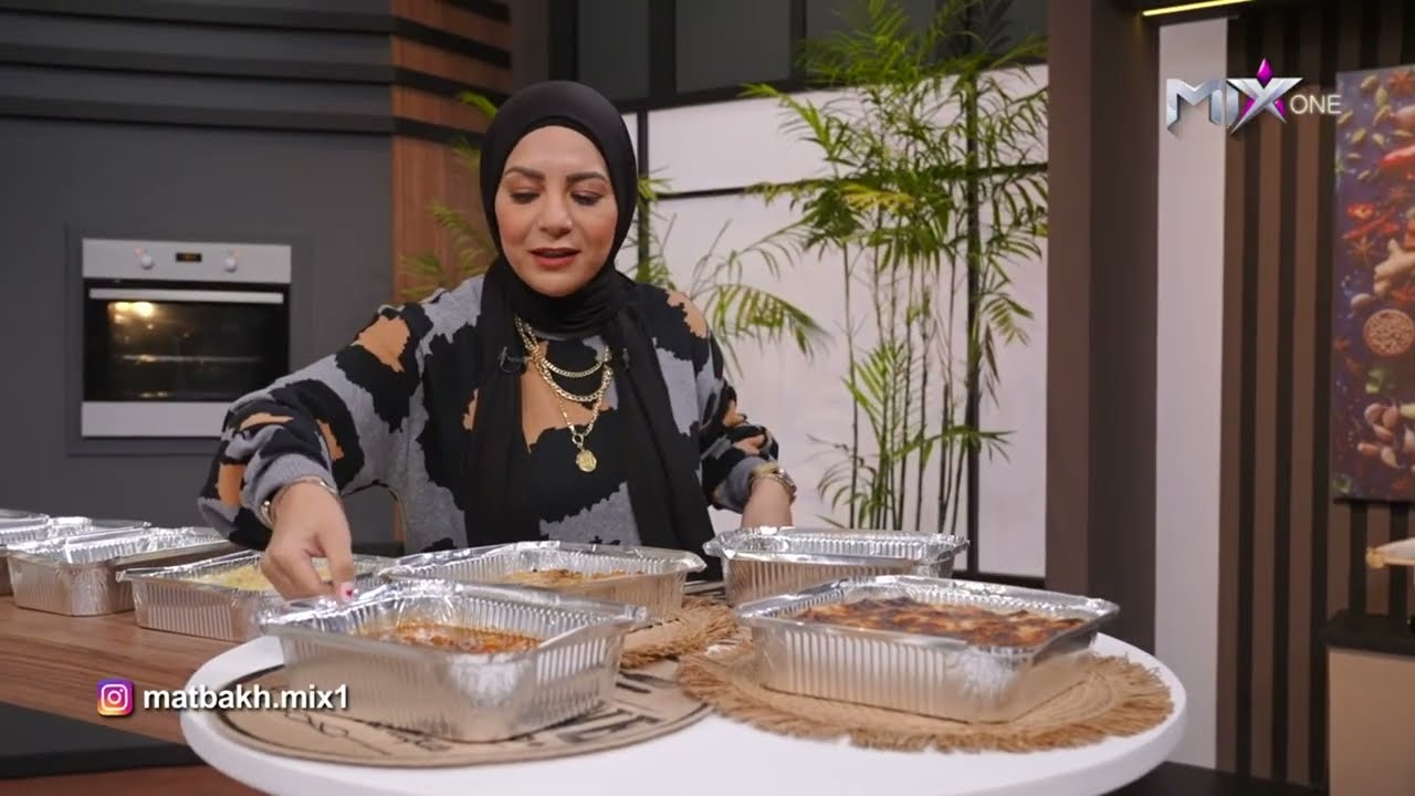 هتاكلي صوابعك وراها لما تعمليها بالعظمة دي.. أحلى طاجن بسلة باللحمة المفرومة