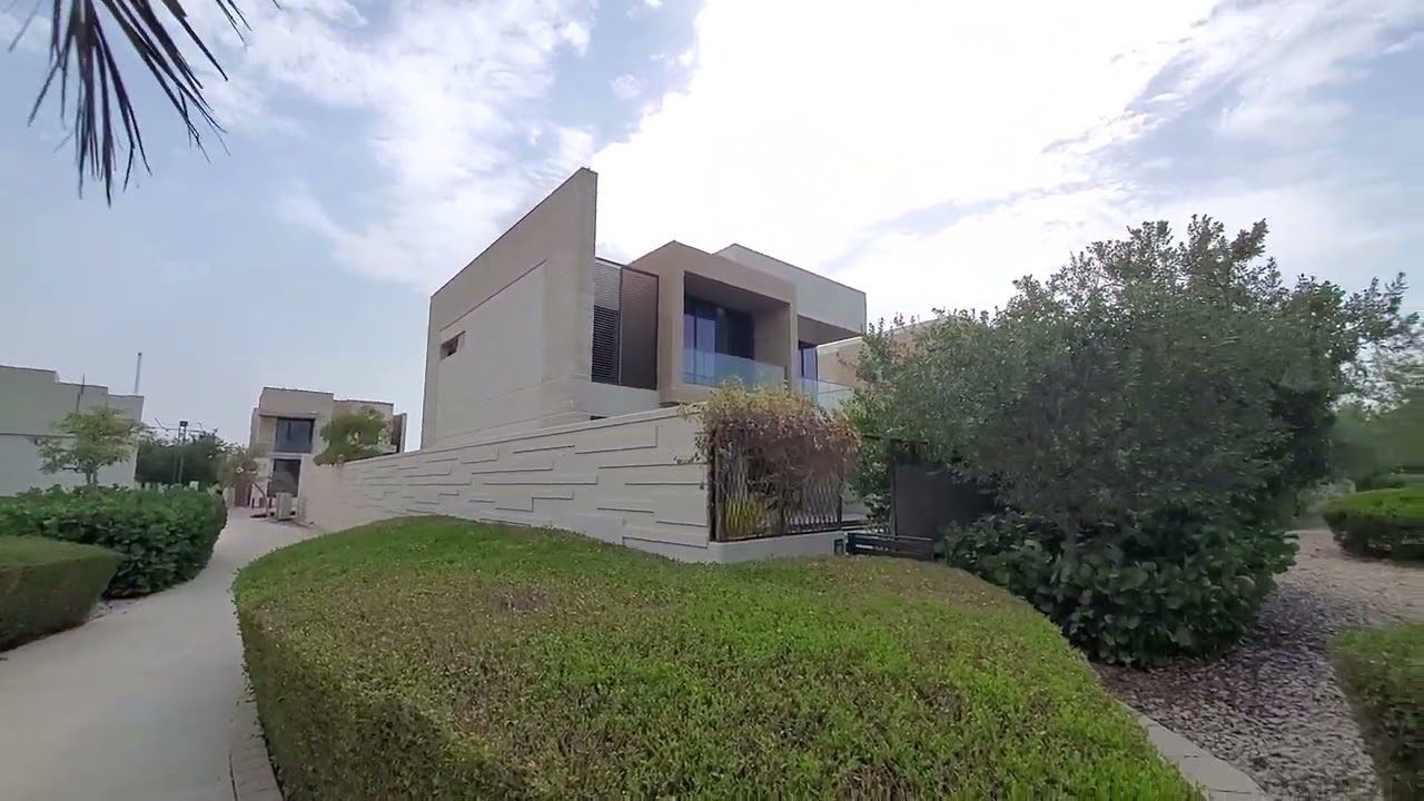 Amazing 4BR villa with swimming pool in hidd al Sadiyaat Abu Dhabi. UAE. +971547624590