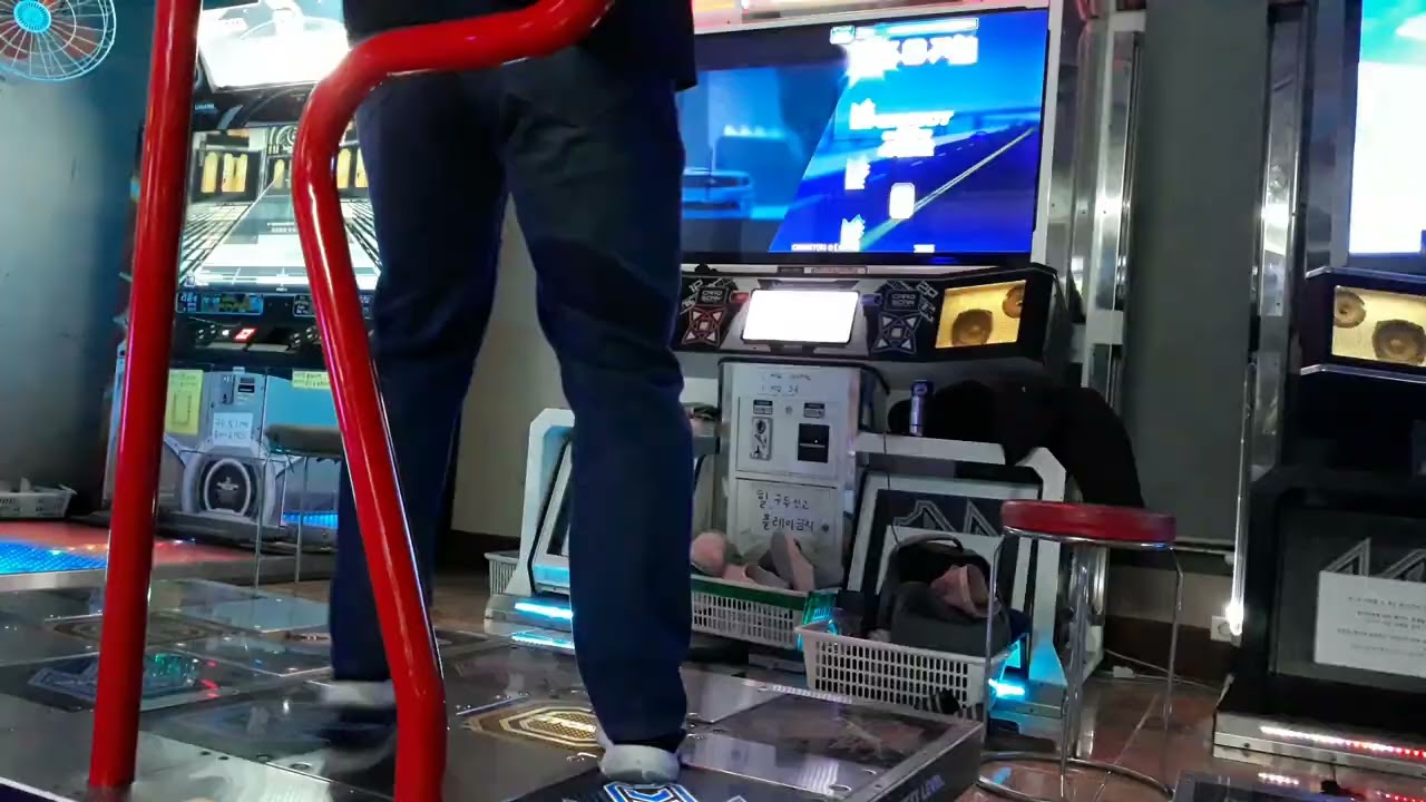 [펌프 잇 업 XX] Dual Racing (Red vs Blue) S20