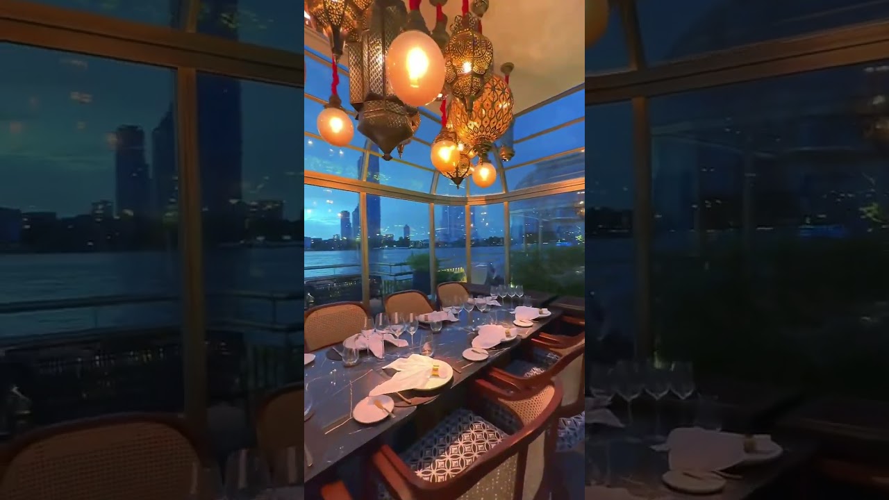 Amazing Chao Phraya River night, a new restaurant ~ beautiful! 