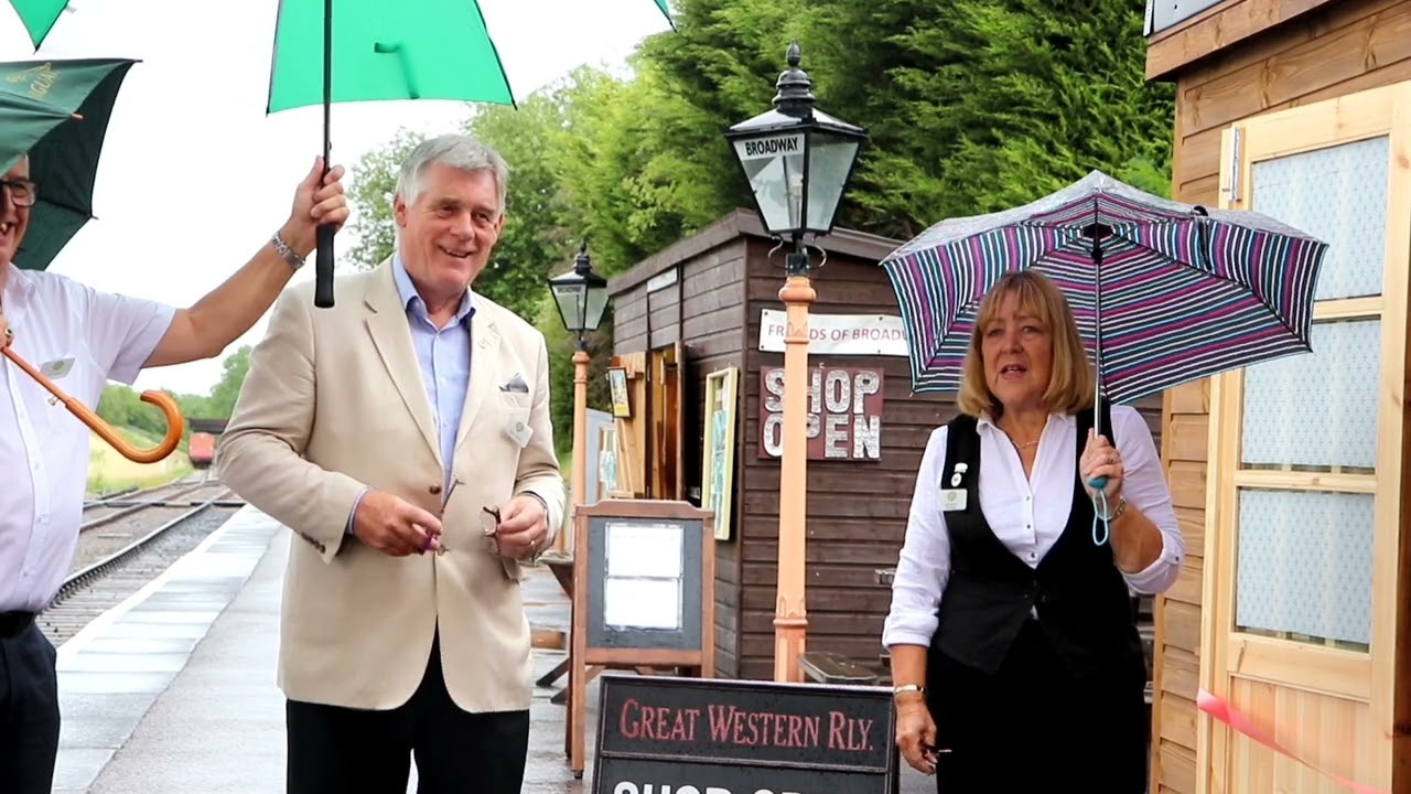 GWSR opening of new shop at Broadway Railway Station