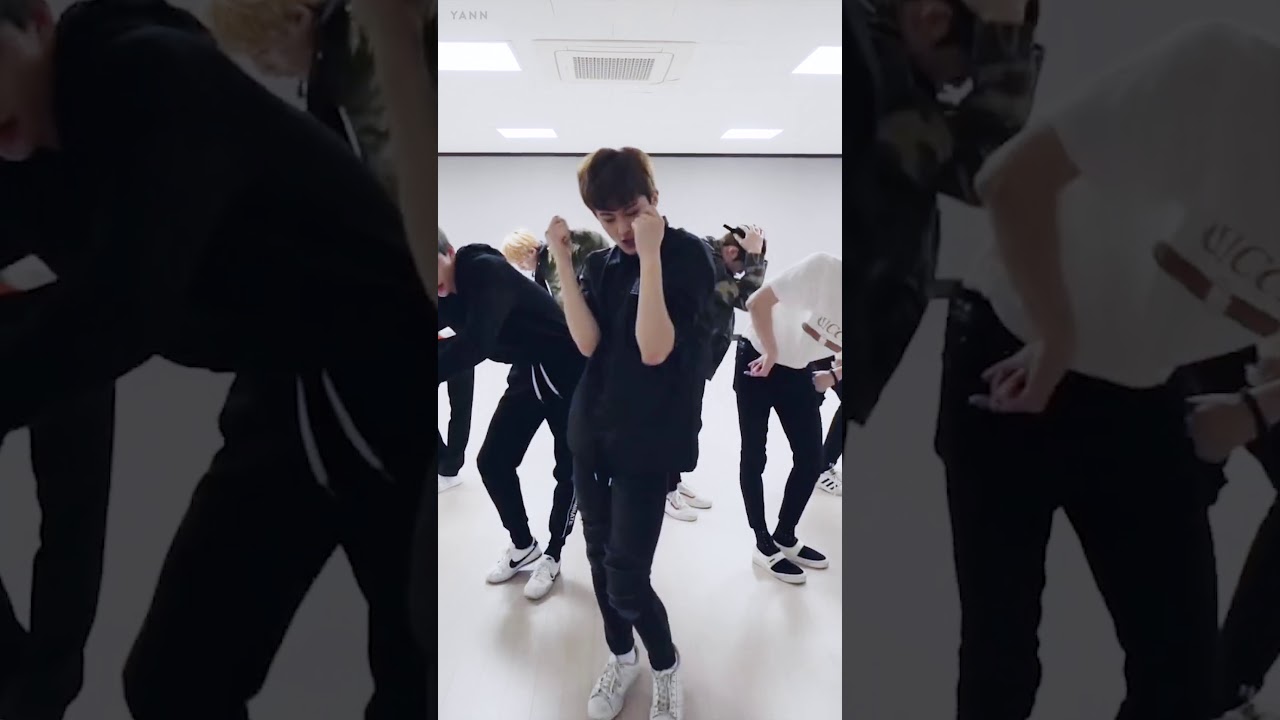 NCT U 'BOSS' Dance Practice - 마크 focus