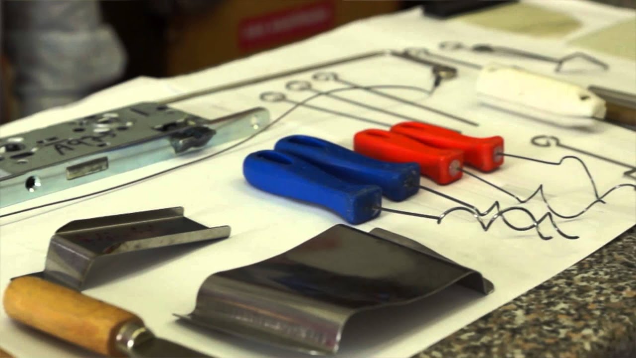 Ausbildung zum Schlüsseldienstmonteur von Uwe Sarfeld