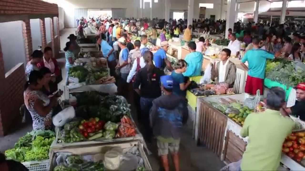 Feira Livre de Capelinha MG
