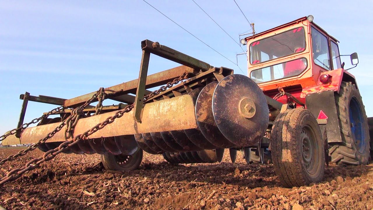 Spring Discing-Tractor UTB 650-Discuit de primăvară la Livada de Bihor-09.03.2021