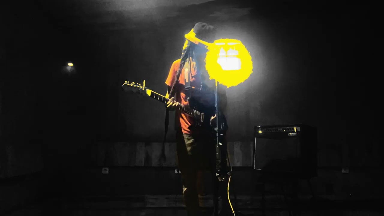 Misy Olona ve ? Maddy Roots akonstick session 