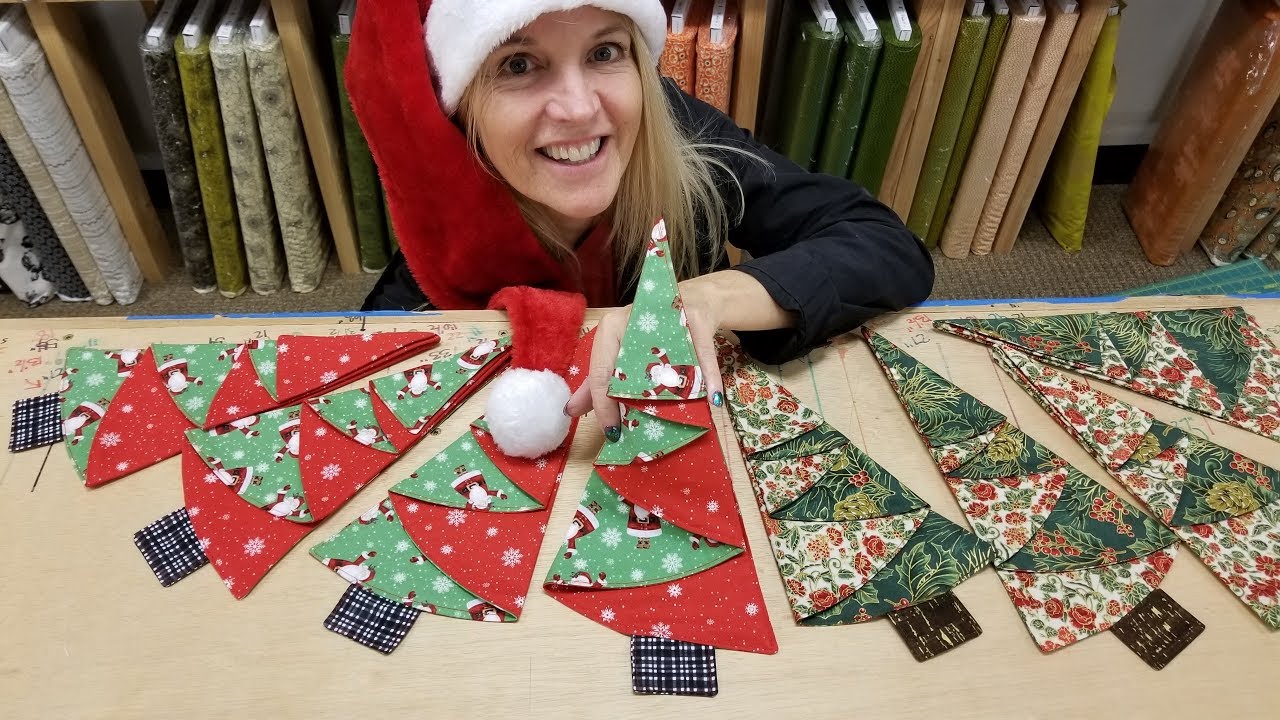 FASTEST LAST MINUTE CHRISTMAS TREE NAPKINS!
