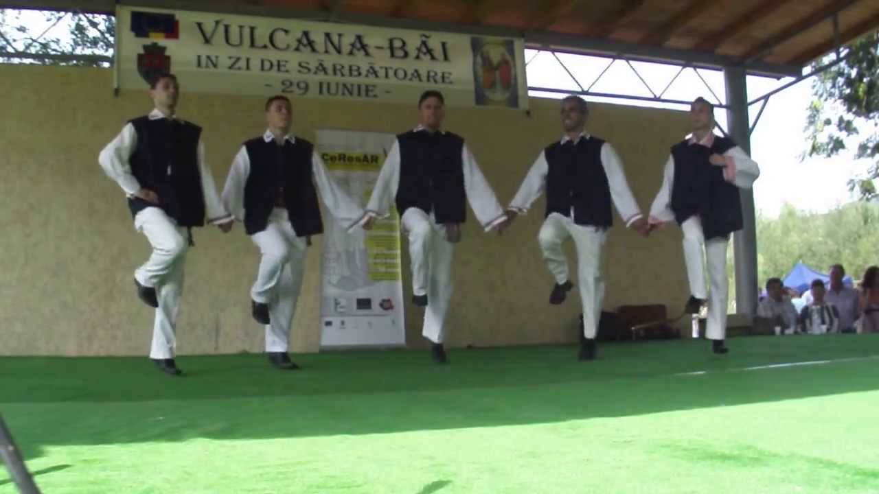 Ansamblul Junii Valahi - Braul pe 8