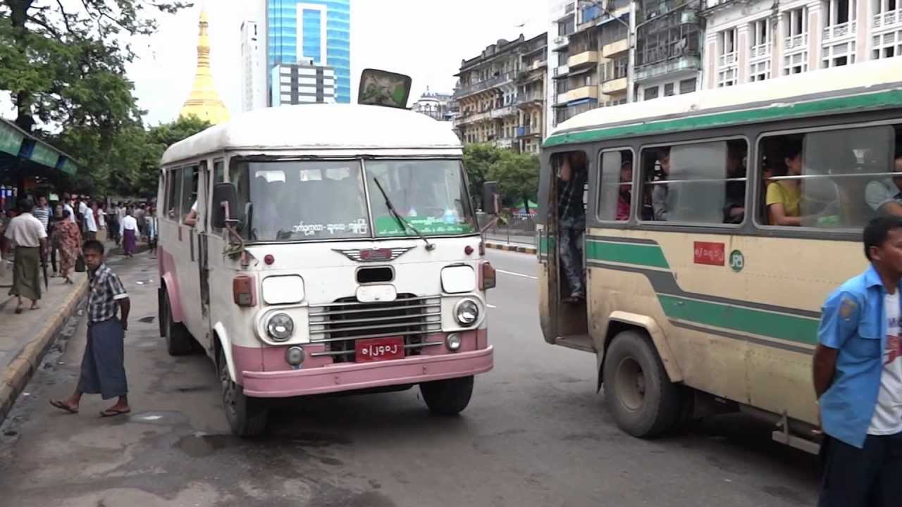 Myanmar ( Burma ) antique Bus, Bus - Station in Yangon !