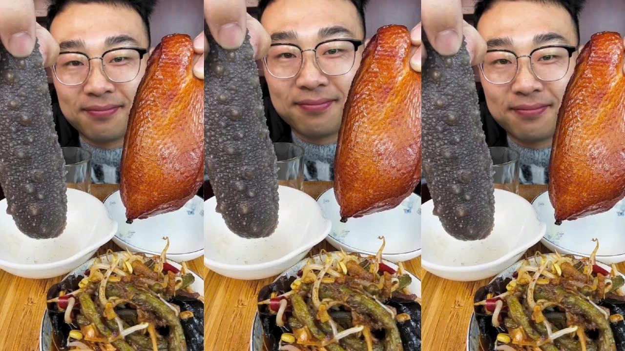 Eat Sea Cucumber, Grilled Duck Breast, Stir-fried Bean Sprouts