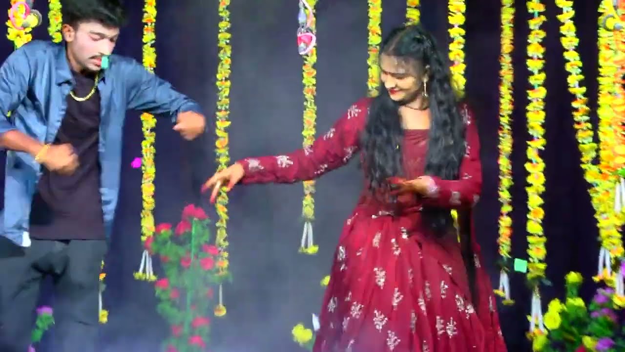 Drama song Gusagusale -Dancer Sruthi and Leo Das Telugu Drama - Vetagadu