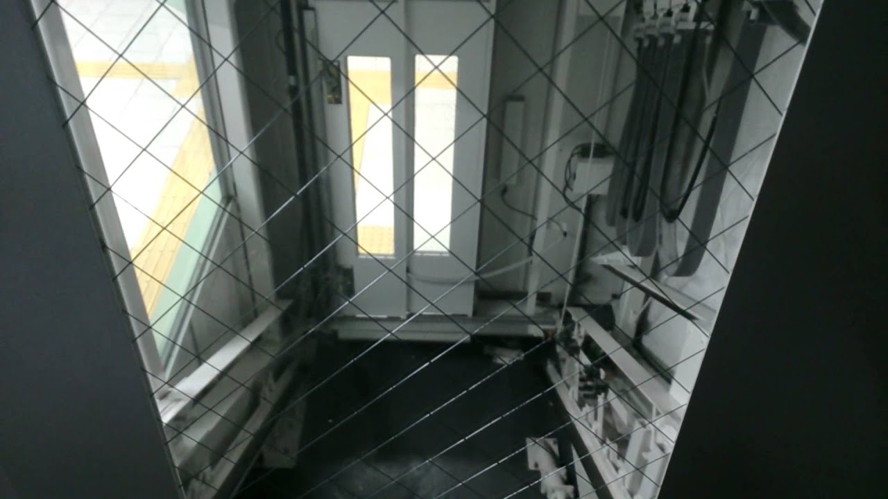 JR九州中津駅 ホーム上エレベーター