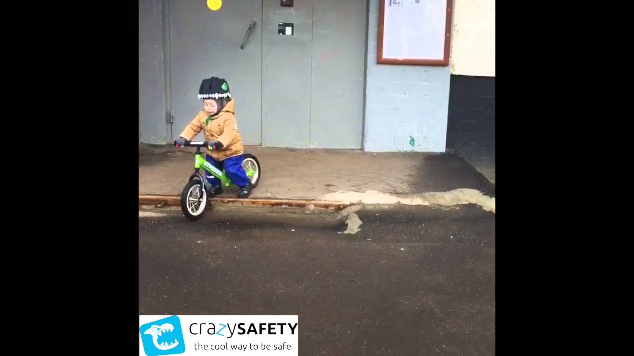 Crazy Safety: More black dragon riding