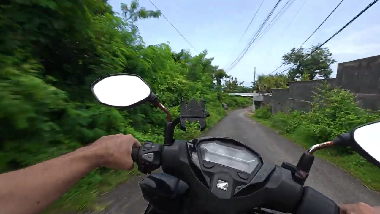 Indonesia, Bali, road from Summer home stay to Patia cafe