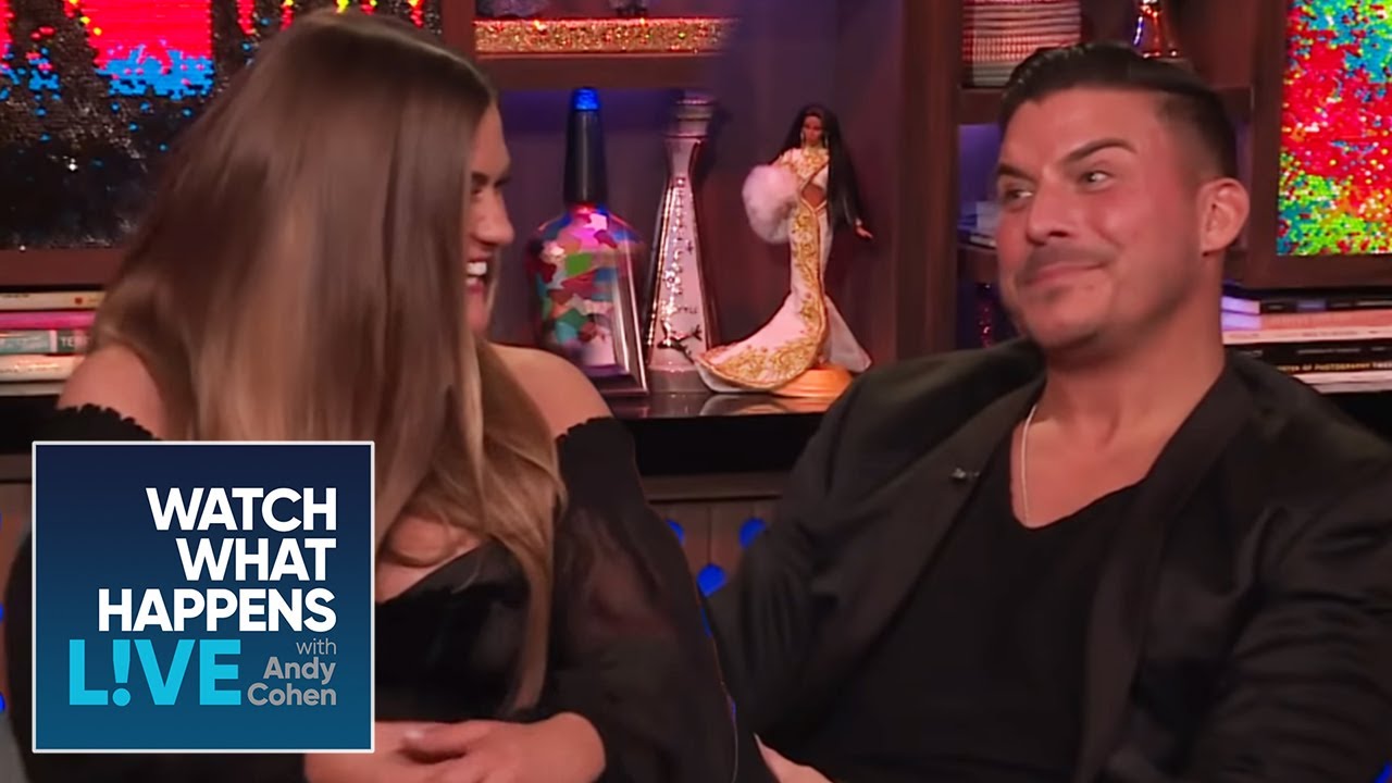 Is Scheana Marie a Bad Kisser? | WWHL