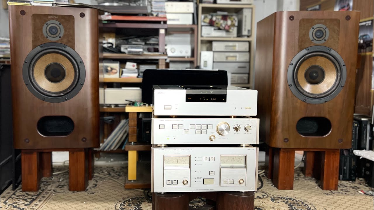 Grand Monitor of Diatone 2s 3003 Luxman c 05 m 05 Victor xl z999