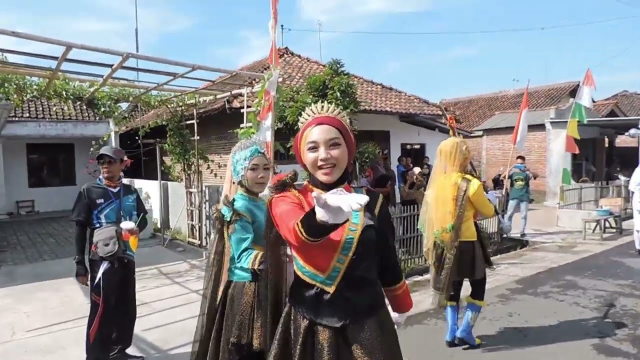 Marchingband Paskibra Karnaval Desa Cikakak