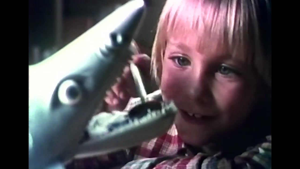 The Game of JAWS commercial, 1975
