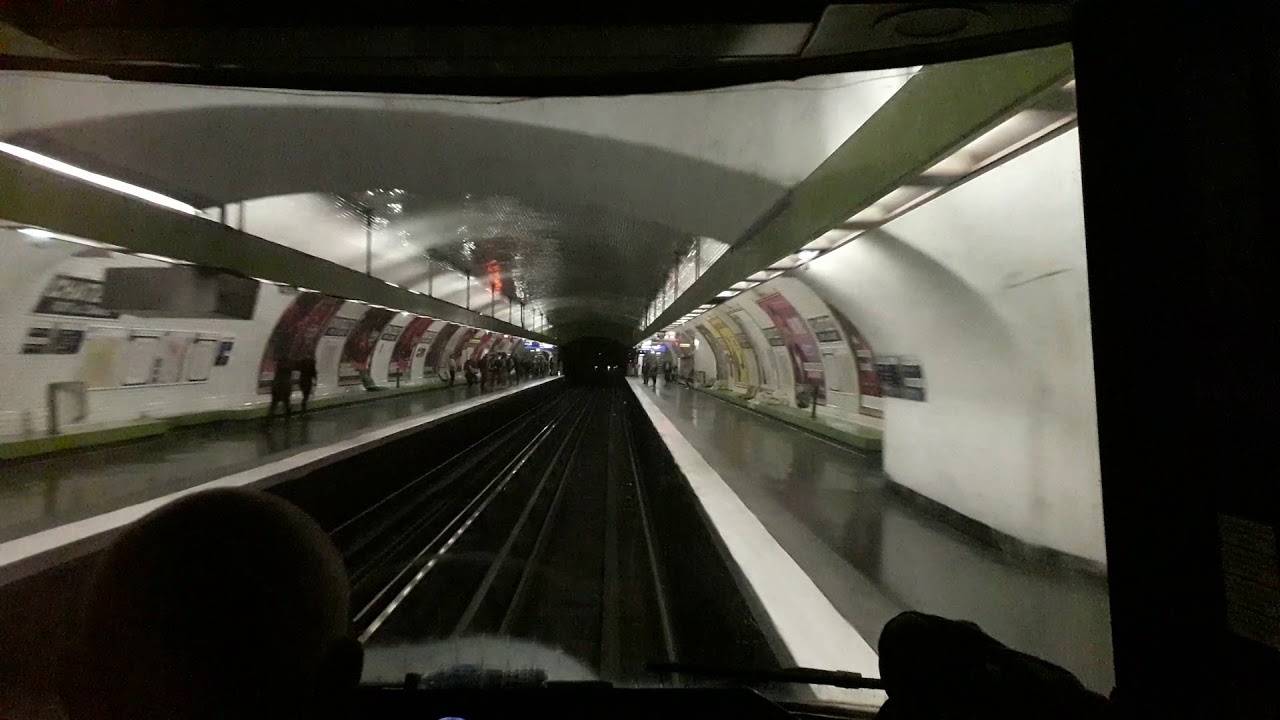 Ligne 7 (Métro) : Voyage en cabine d'un MF77 n°179 entre Sully-Morland et Palais Royal-Musée du Louv