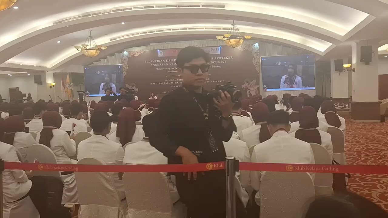 Wisuda om fadlan part 2