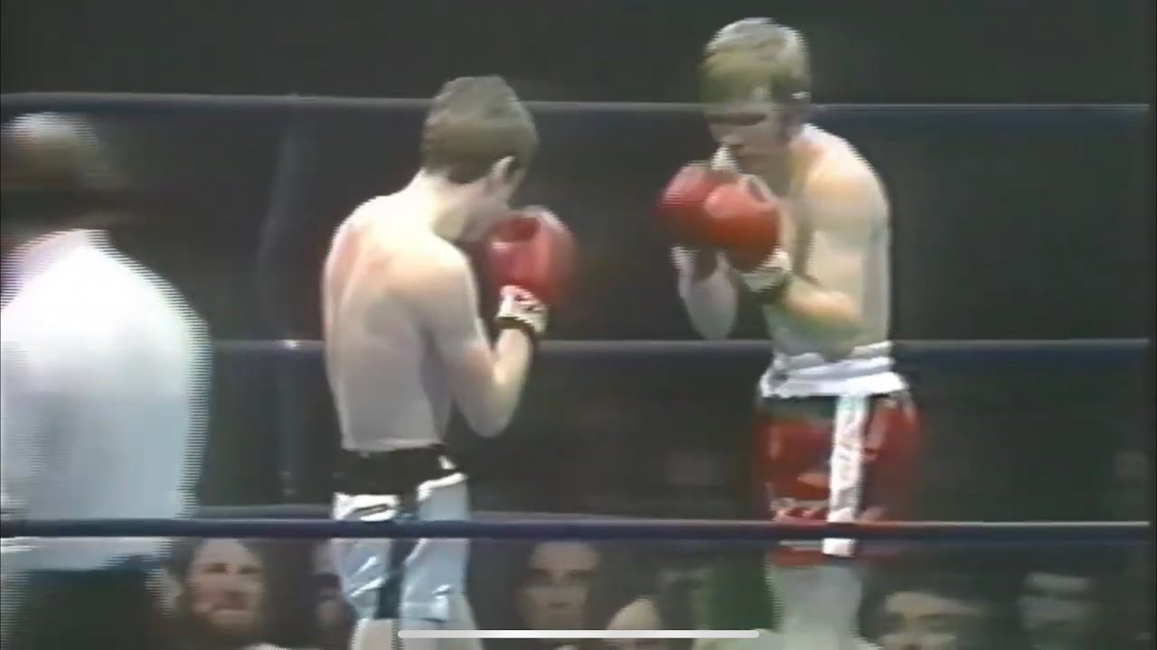 WAR! Alan Rudkin v Johnny Clark Highlights