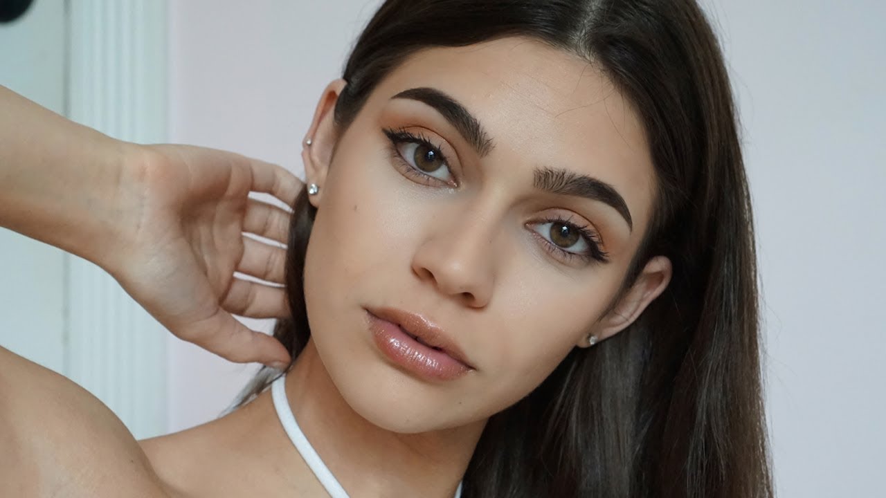 Bright Summer Golden Makeup