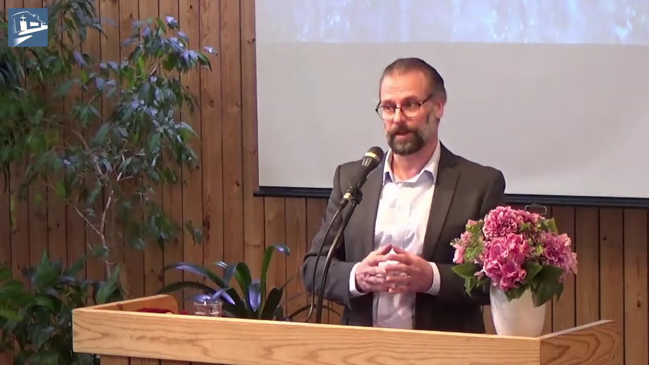 Eläkää rauhassa kaikkien kanssa - Theo Kamans
