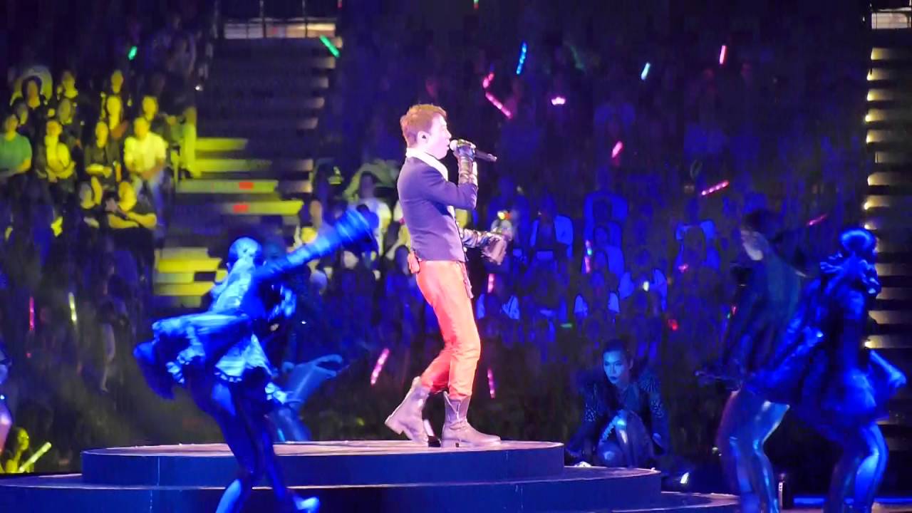 月亮下求你一吻 - 黎明《Random Love Songs 4D in Live 2016》演唱會 29-4-2016