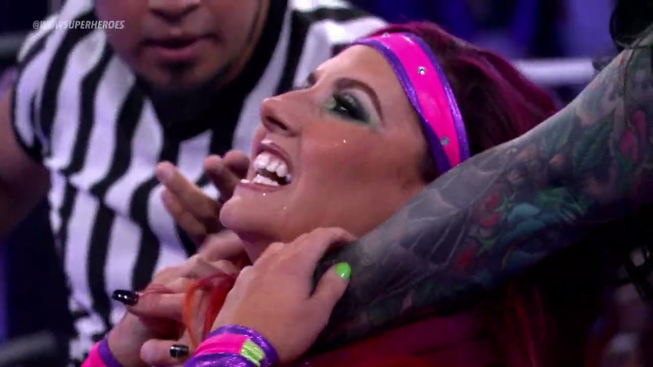 Fury vs Santana Garrett | WOW - Women Of Wrestling