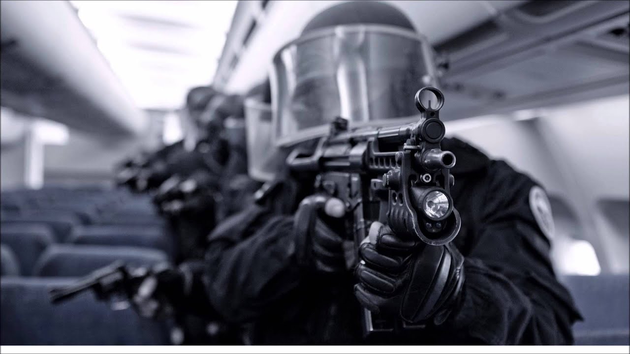 Hard New Rap Instrumental Banger 2014 (Prod. by Cyrov)